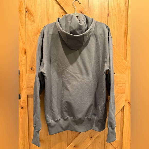 New York Yankees Gray Pullover Hoodie Majestic MLB Size M Therma Base - Picture 2 of 5